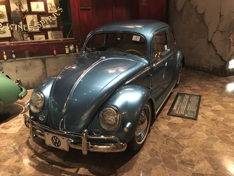 Illustration for article titled Look At This Amazing Collection of Historic Cars Inside A Japanese Shopping Mall